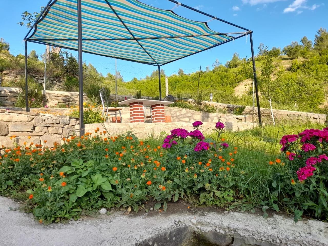 Stone House Villa Kelcyre Eksteriør bilde